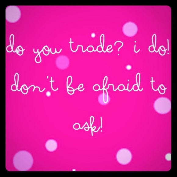 Hello and welcome to my closet... - Picture 6 of 8